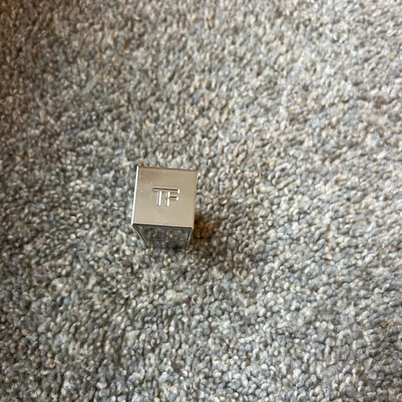 NEW Tom Ford Lip Spark Lipstick, shade 19 - Picture 3 of 8